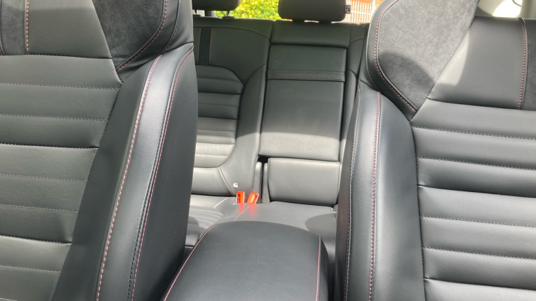 MG Hs 1.5 T-GDI Exclusive 5dr Petrol Hatchback